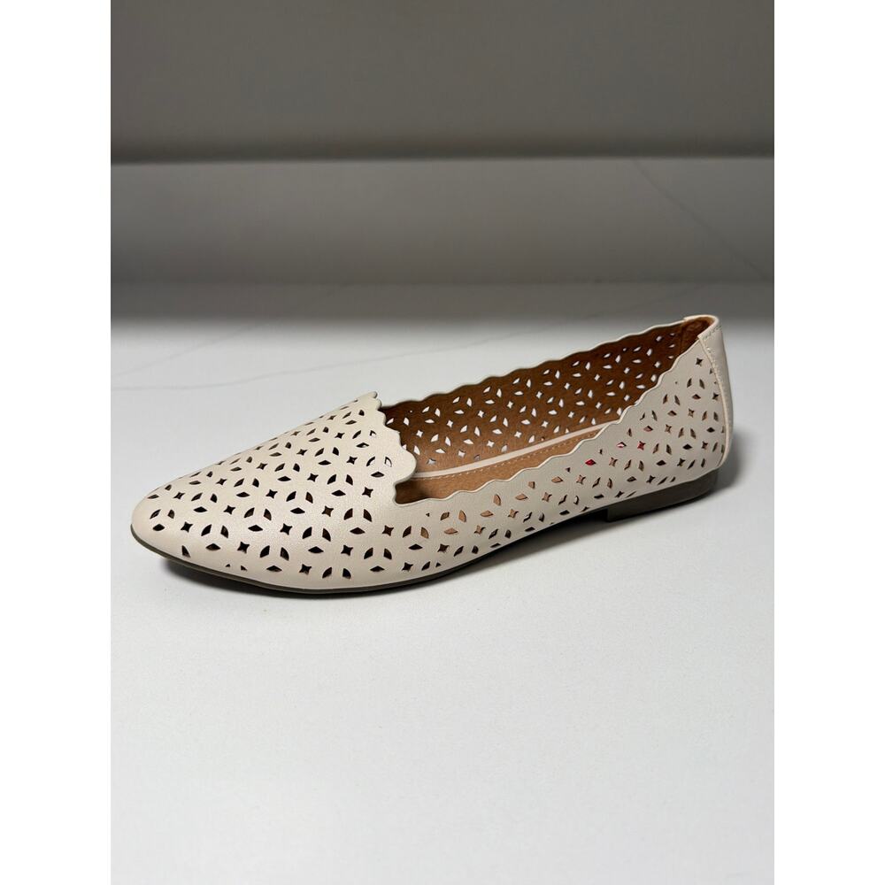 Unionbay Cream Laser Cut Flats Slip On Scalloped Nude Loafers Size 8 - NWOB - Picture 3 of 7